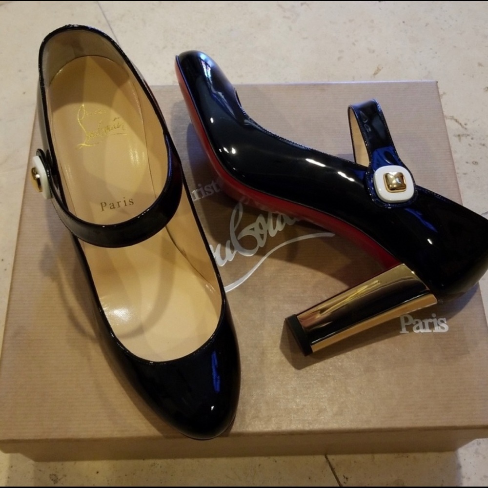 Christian Louboutin Bibaba Pump